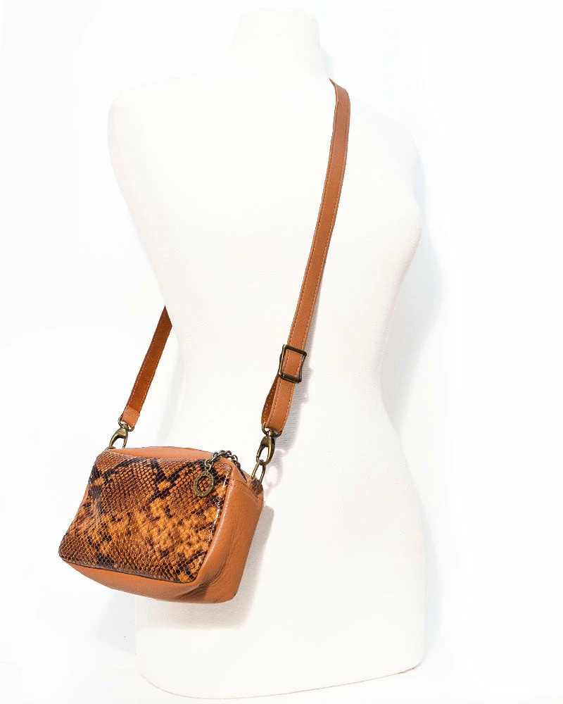 Leatherock Holly Crossbody 4 Leatherock Holly Crossbody